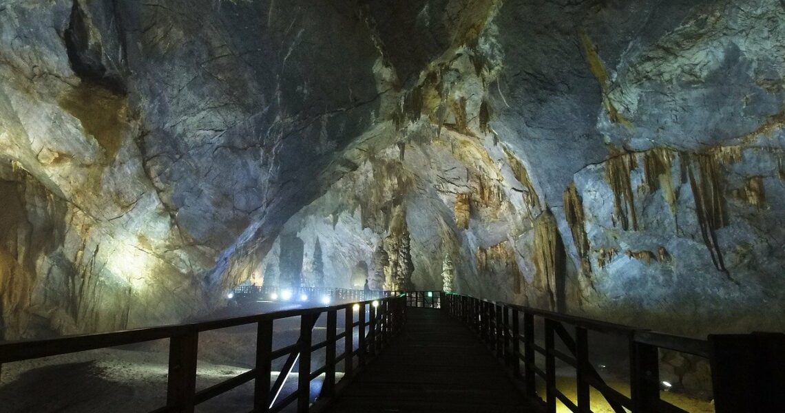 cave Phong Nha Ke Bang